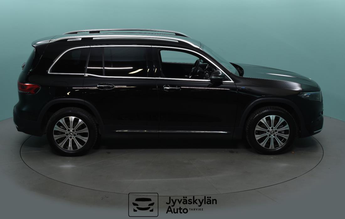 MERCEDES-BENZ EQB 2022