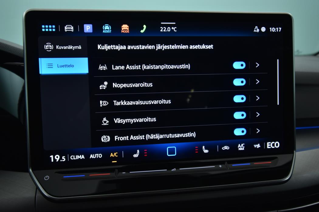 VOLKSWAGEN Golf 2025