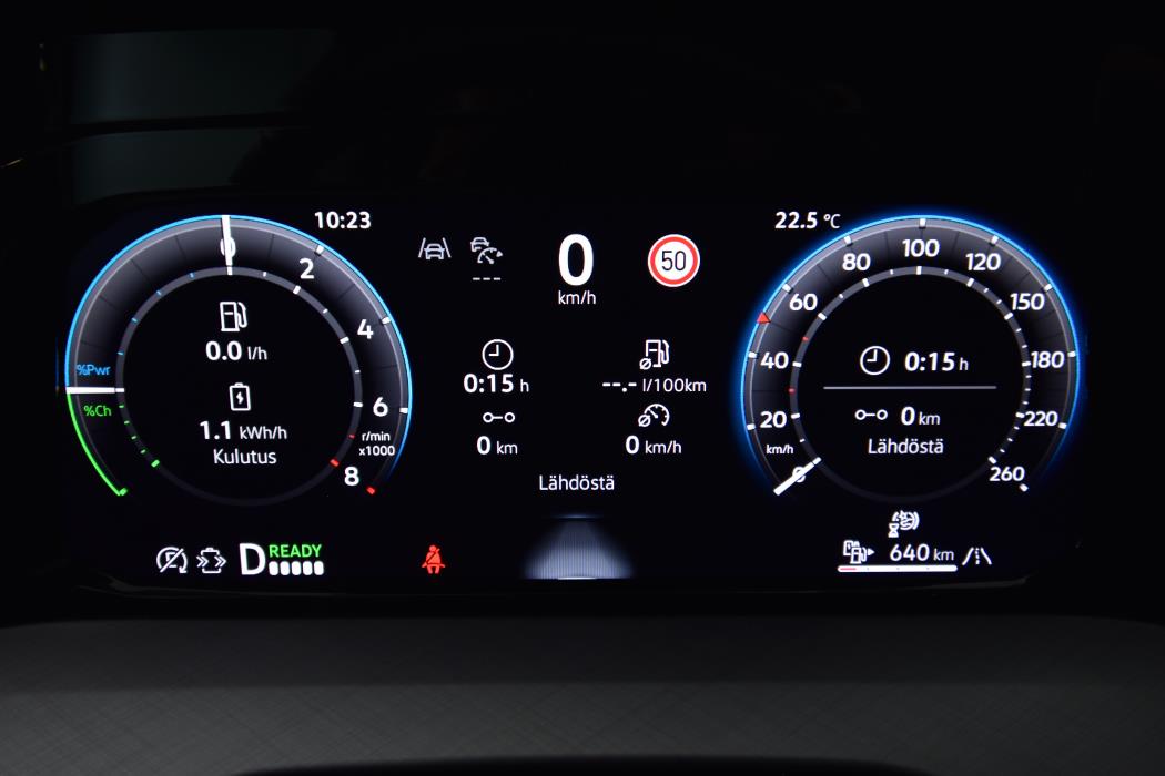 VOLKSWAGEN Golf 2025