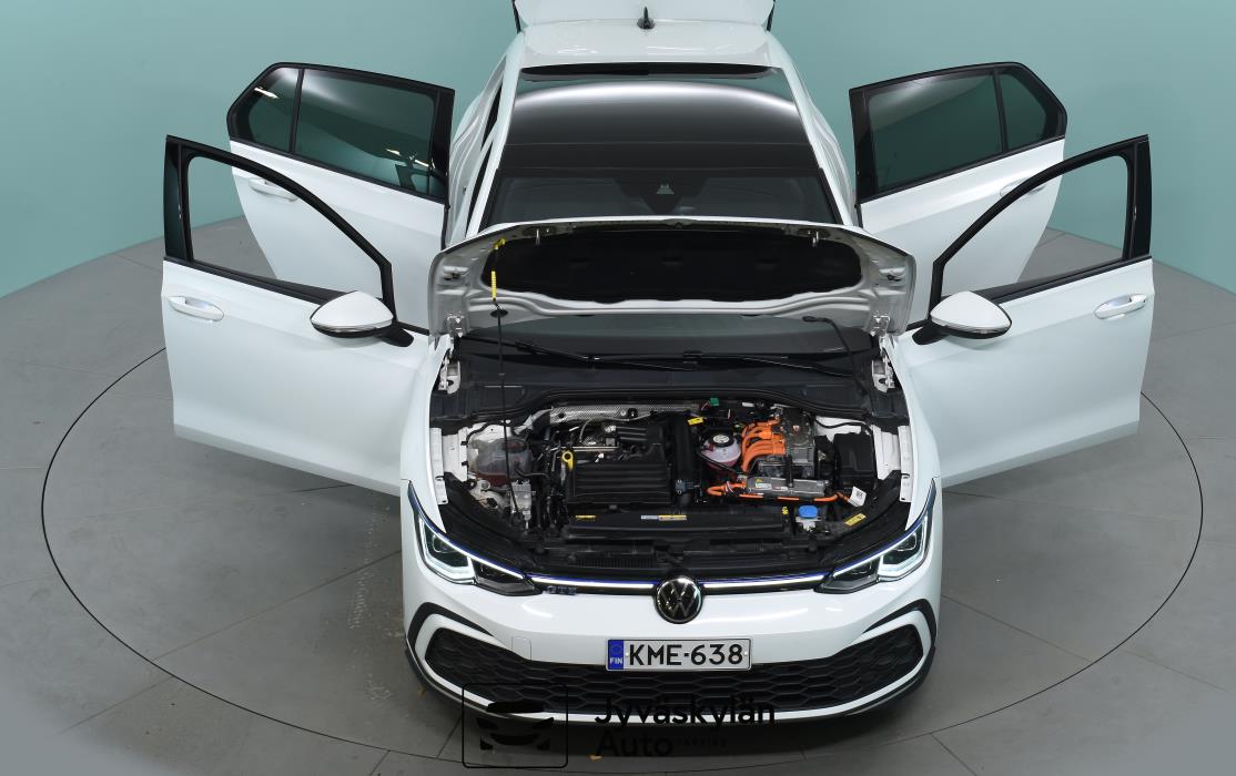 VOLKSWAGEN Golf 2022