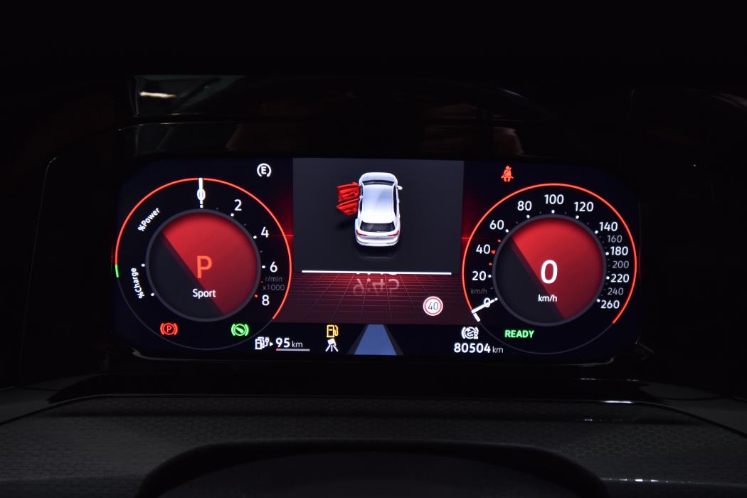 VOLKSWAGEN Golf 2022