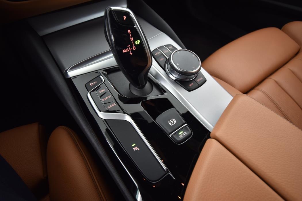 BMW 520 2019