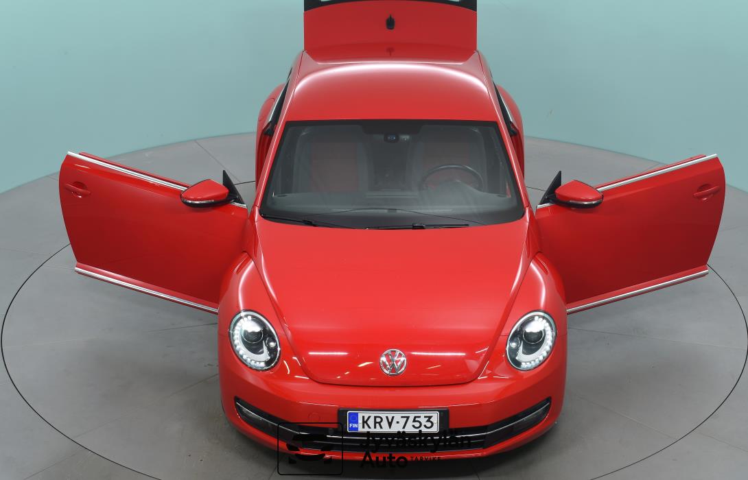 VOLKSWAGEN Beetle 2013