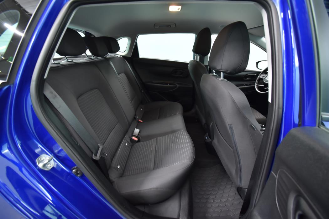 HYUNDAI i20 Hatchback 2021