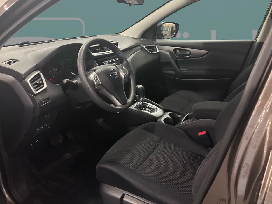 NISSAN Qashqai 2017