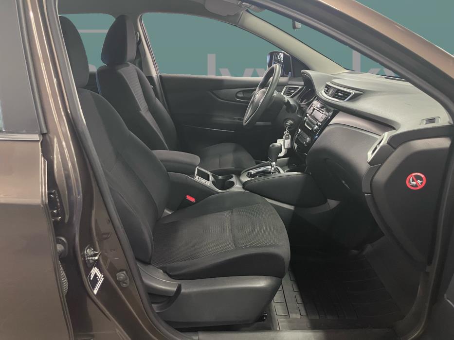 NISSAN Qashqai 2017