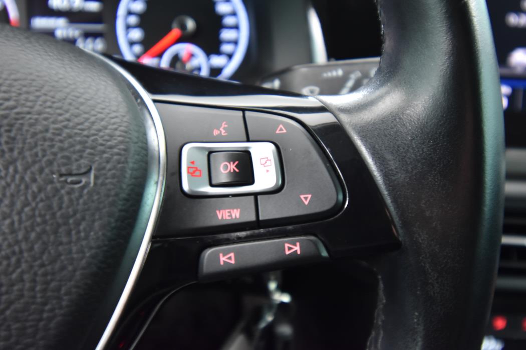 VOLKSWAGEN Polo 2018