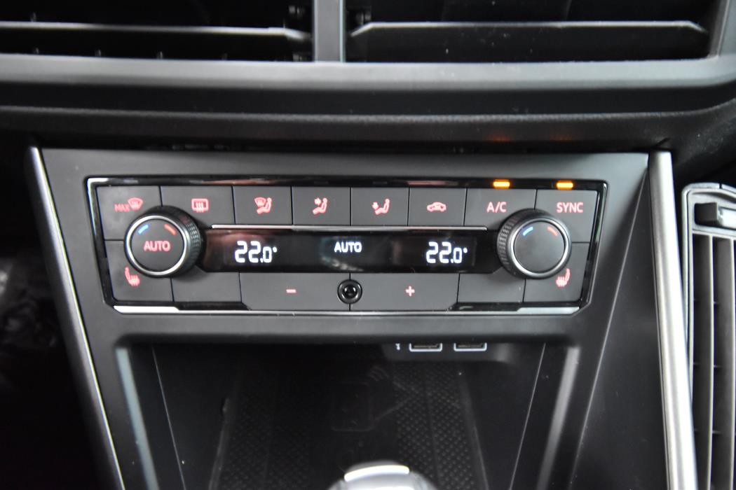 VOLKSWAGEN Polo 2018