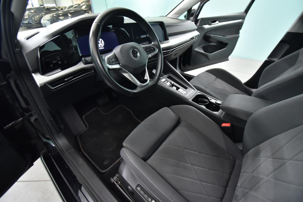 VOLKSWAGEN Golf 2020