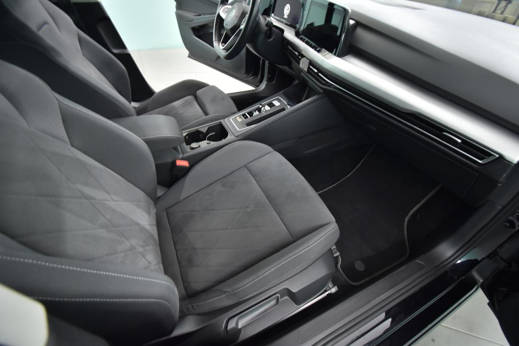 VOLKSWAGEN Golf 2020
