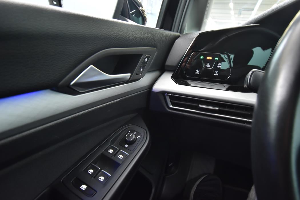VOLKSWAGEN Golf 2020