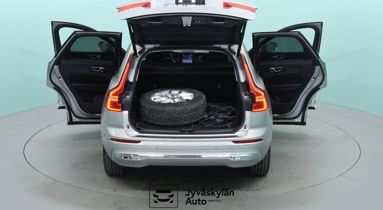 VOLVO XC60 2021