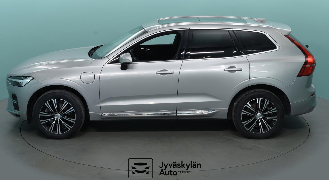 VOLVO XC60 2021