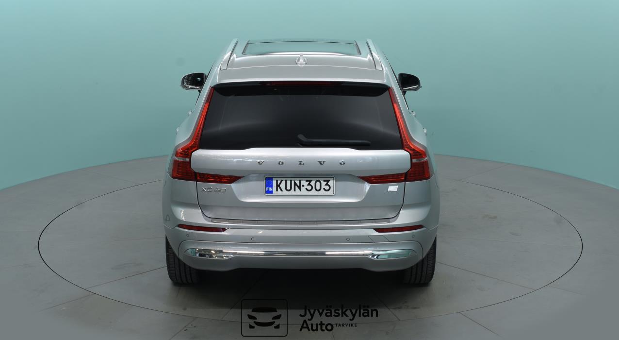 VOLVO XC60 2021