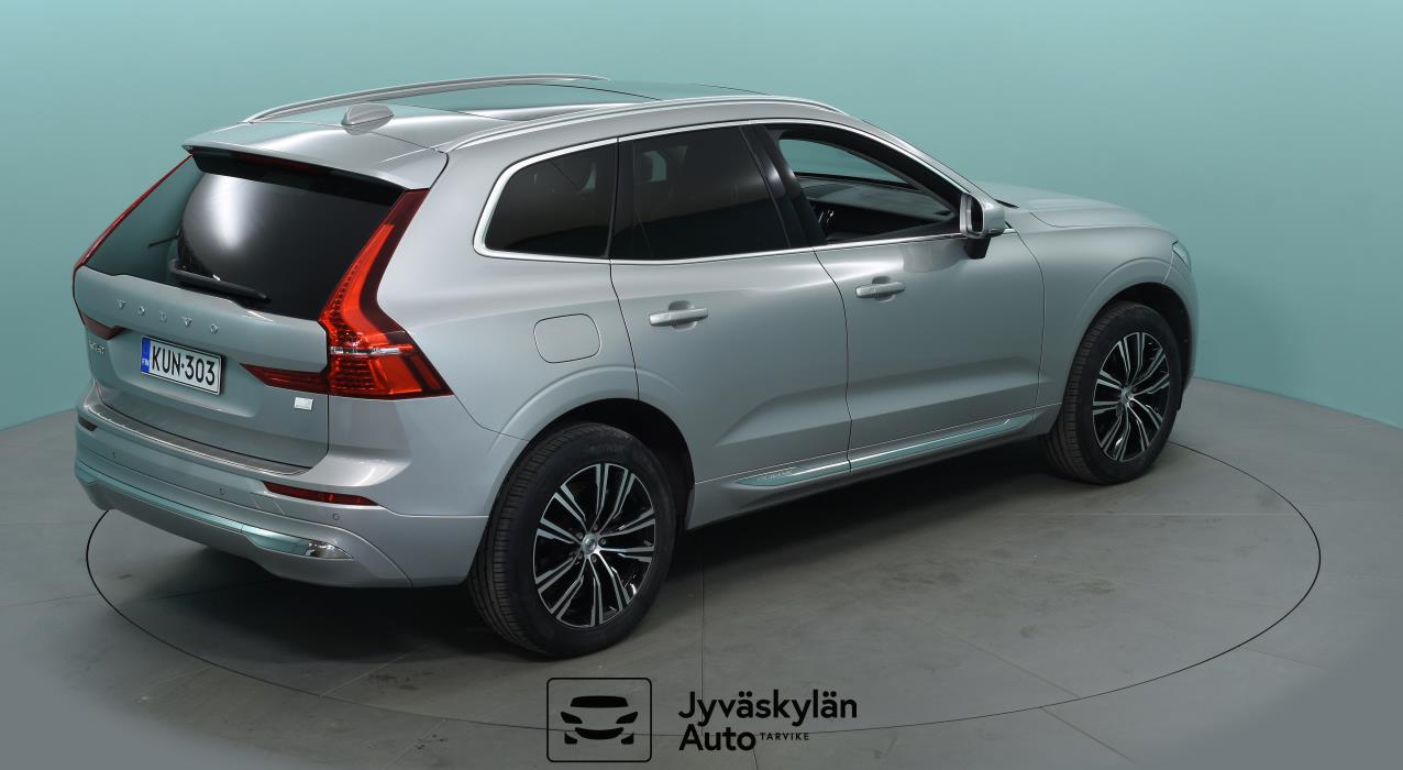 VOLVO XC60 2021