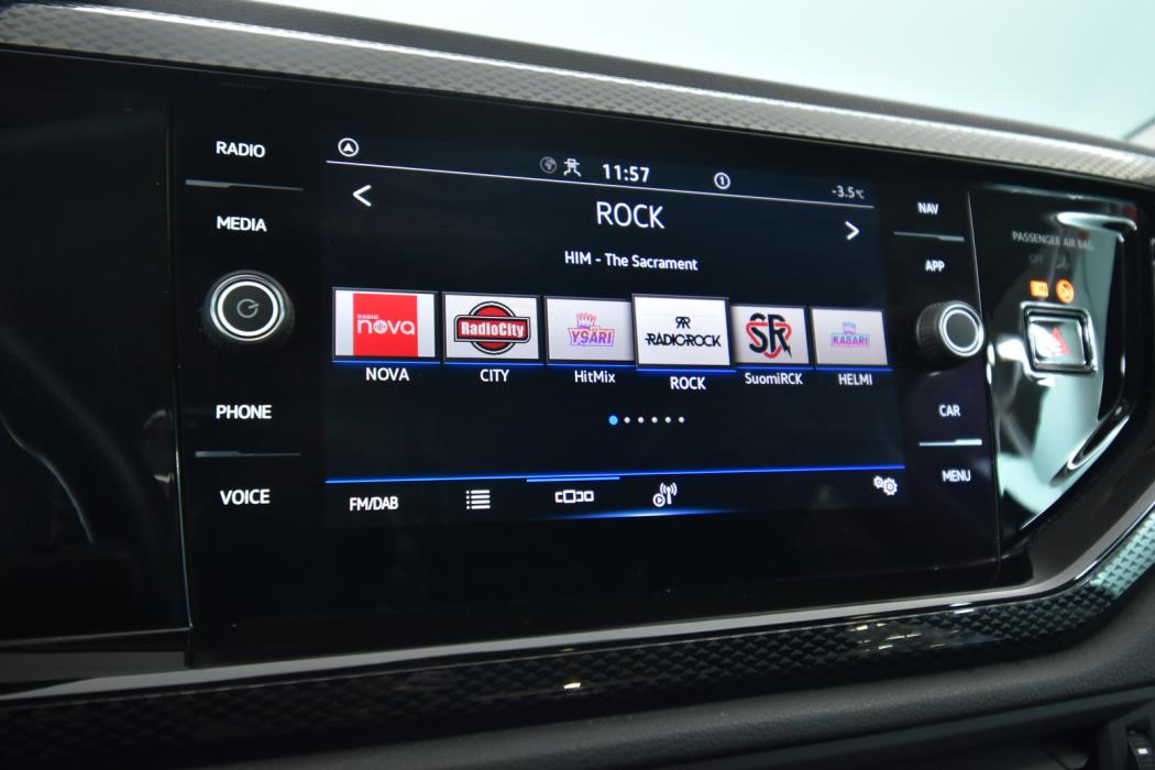 VOLKSWAGEN Polo 2022