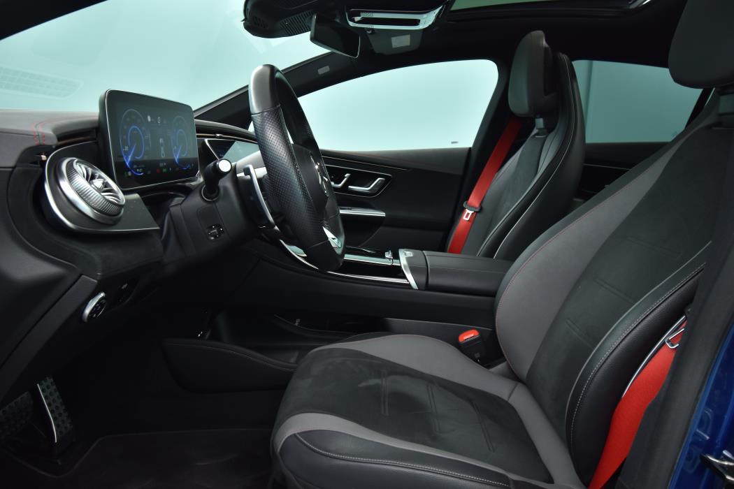 MERCEDES-BENZ EQE 2022