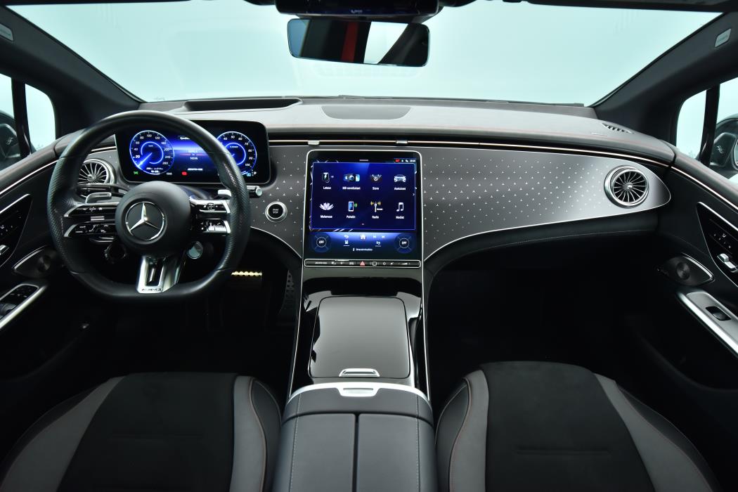 MERCEDES-BENZ EQE 2022