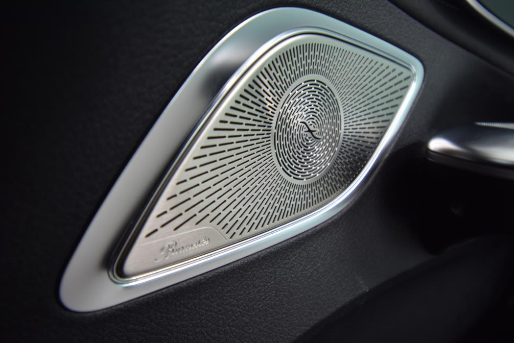 MERCEDES-BENZ EQE 2022