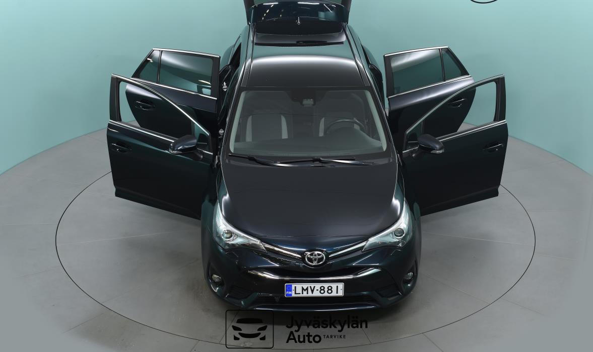 TOYOTA Avensis 2016