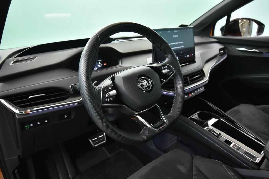 SKODA Enyaq 2023