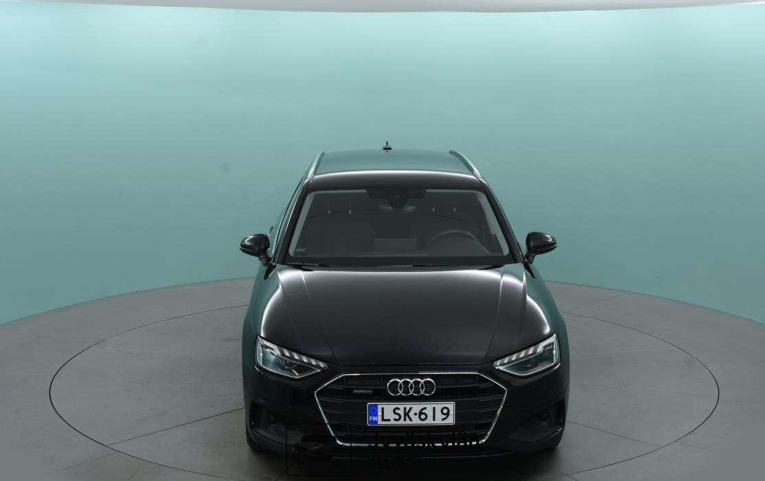 Audi A4 2023