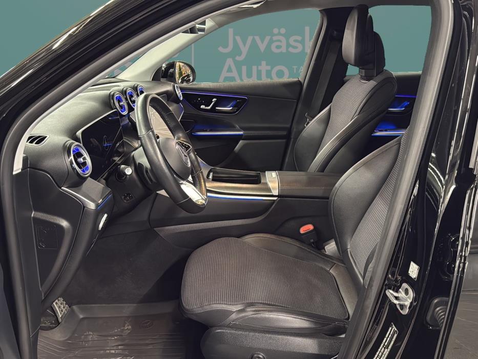 MERCEDES-BENZ GLC 2023