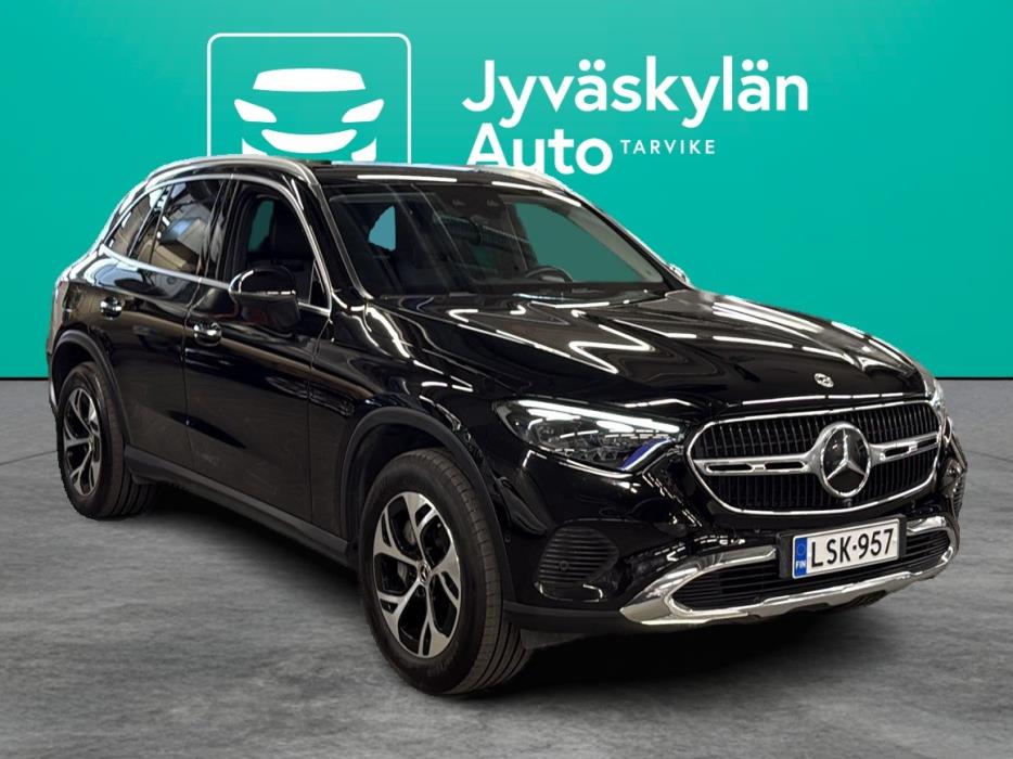 MERCEDES-BENZ GLC 2023