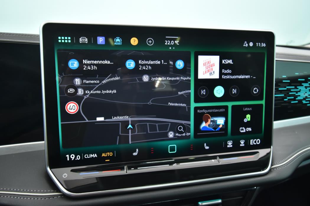 VOLKSWAGEN Passat 2024