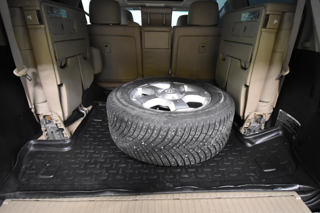 TOYOTA Land Cruiser V8 2008