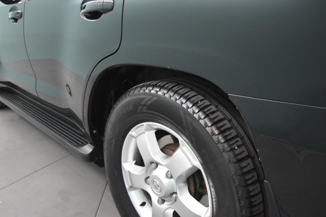 TOYOTA Land Cruiser V8 2008