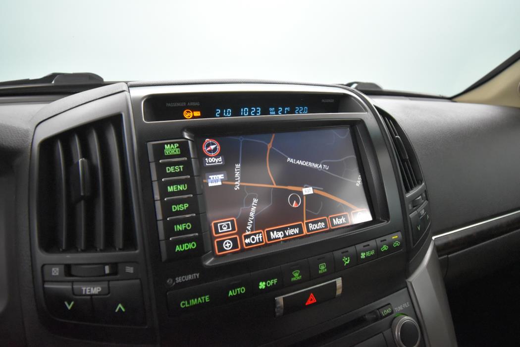 TOYOTA Land Cruiser V8 2008