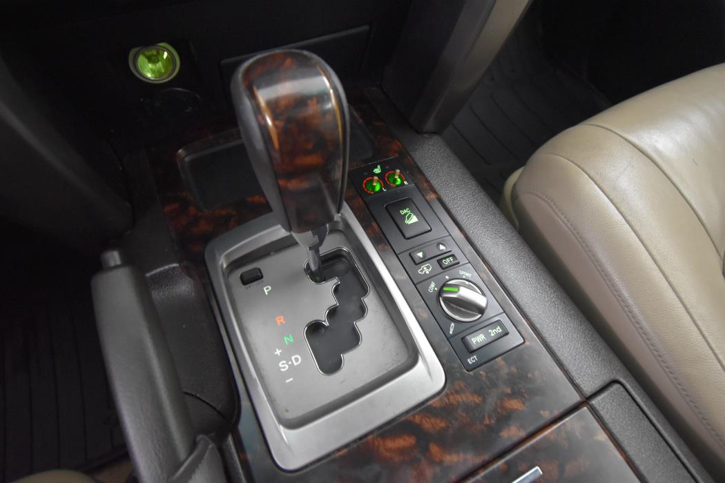 TOYOTA Land Cruiser V8 2008