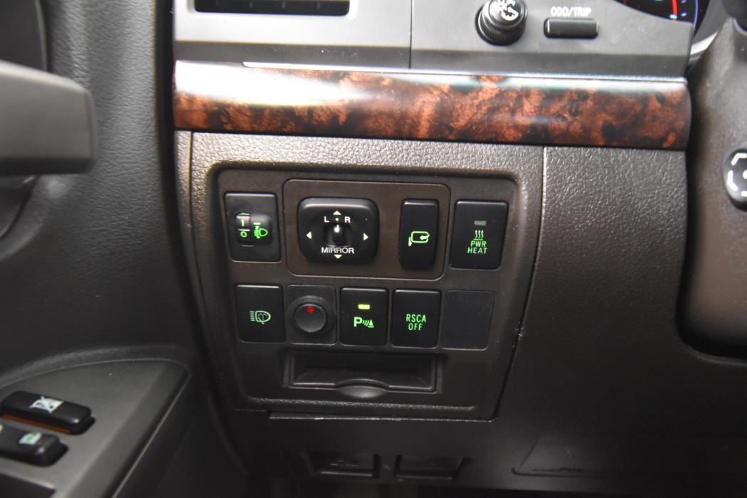 TOYOTA Land Cruiser V8 2008