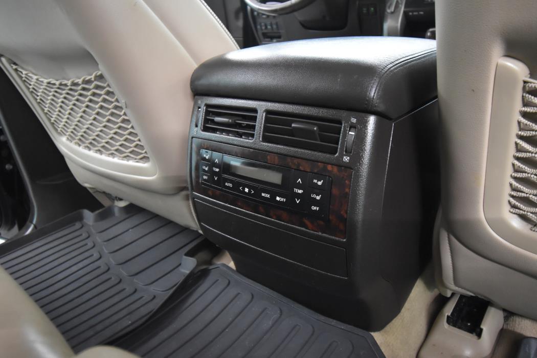 TOYOTA Land Cruiser V8 2008