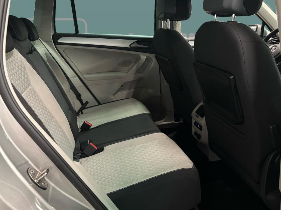VOLKSWAGEN Tiguan 2017
