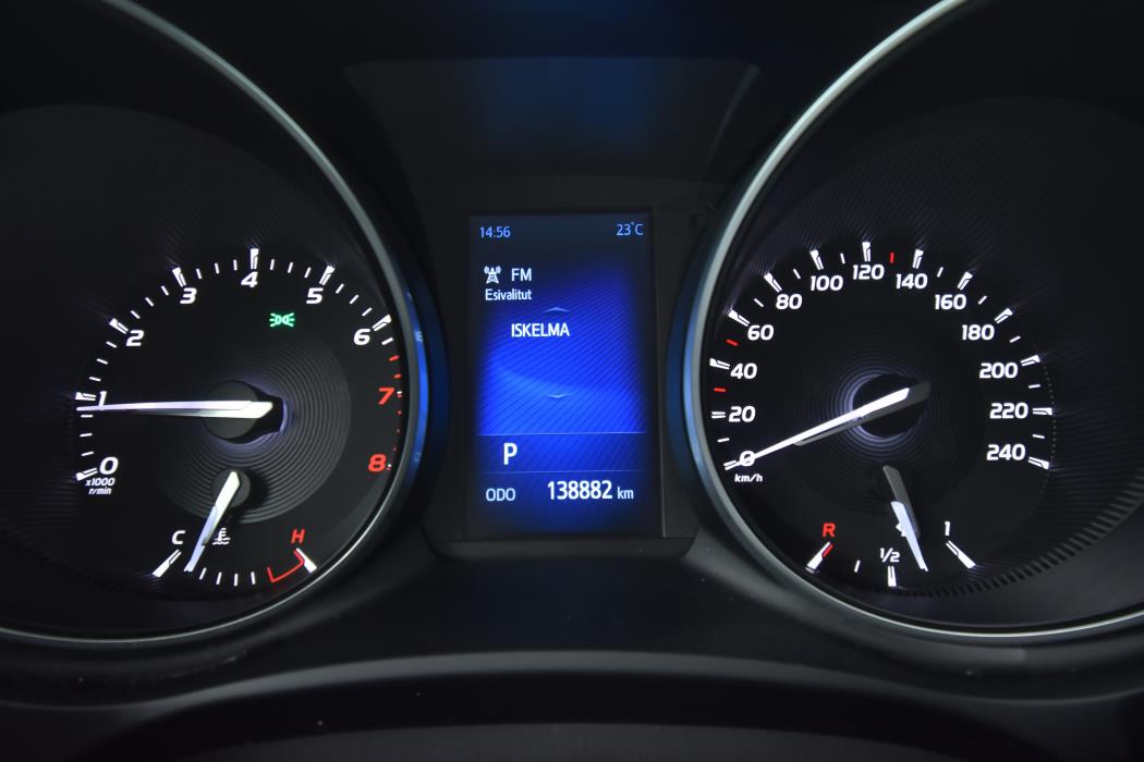 TOYOTA Avensis 2018