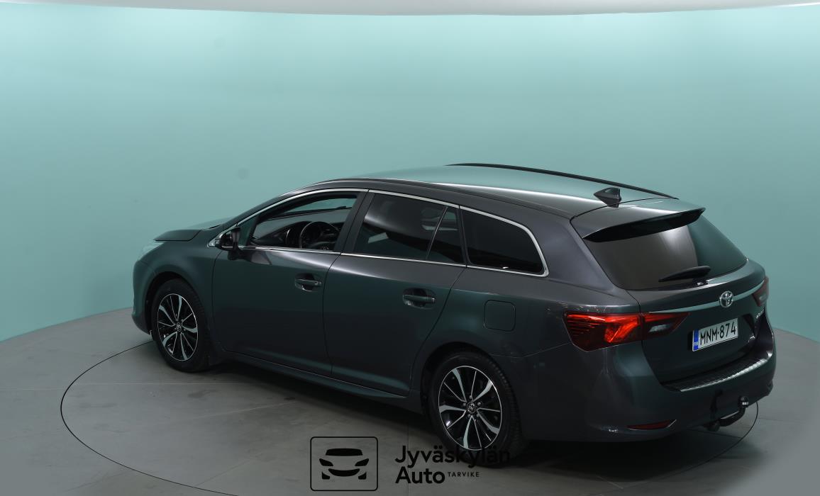TOYOTA Avensis 2018