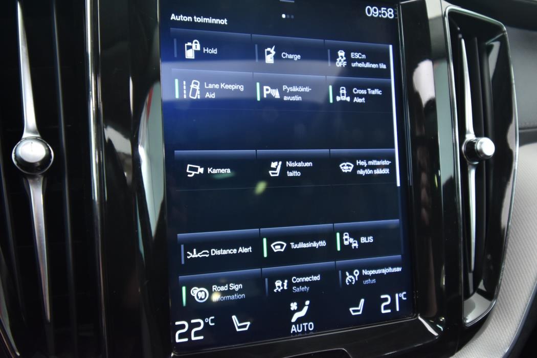 VOLVO XC60 2018
