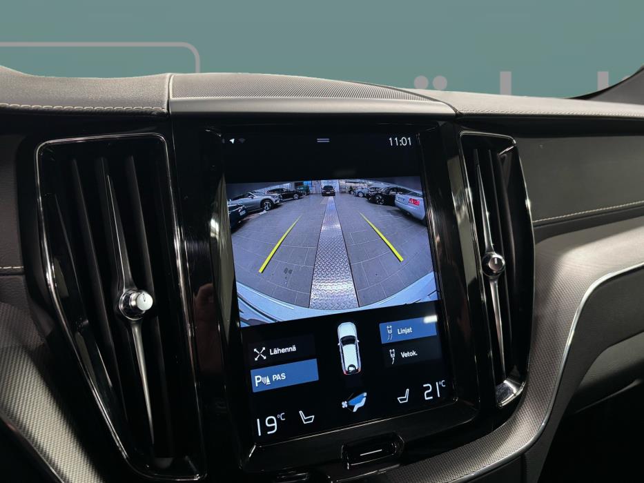 VOLVO XC60 2019