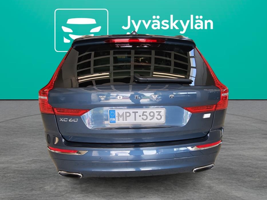 VOLVO XC60 2021