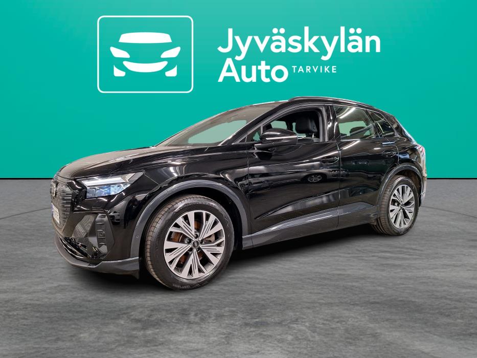 AUDI Q4 e-tron 2022