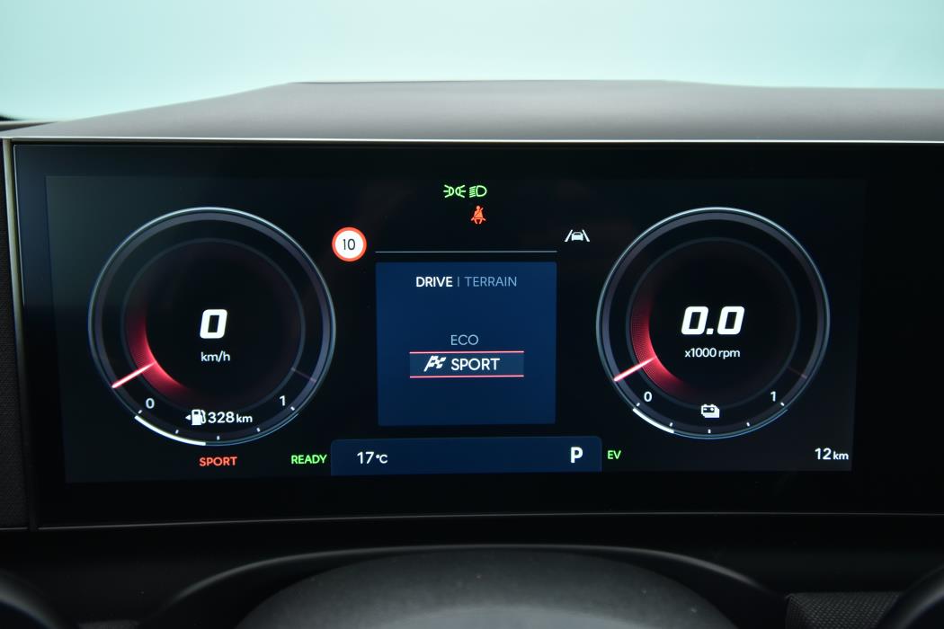 Hyundai TUCSON Hybrid 2026