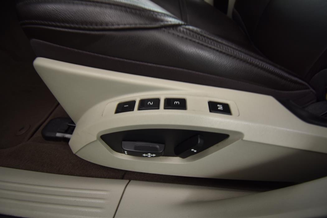 VOLVO V40 Cross Country 2015
