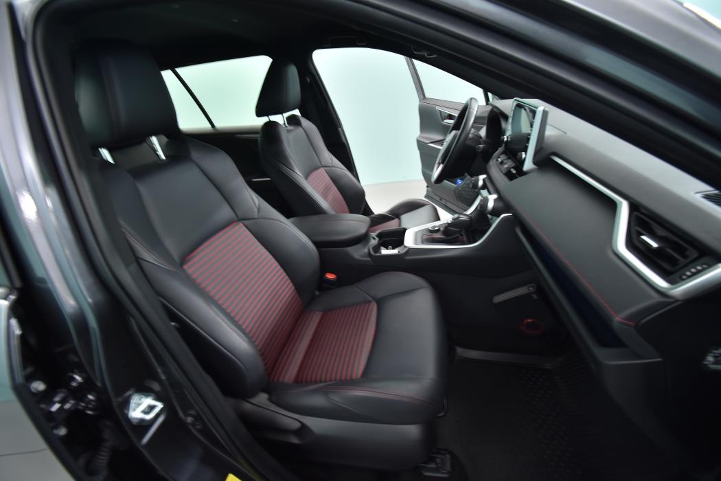 TOYOTA RAV4 Plug-in 2021