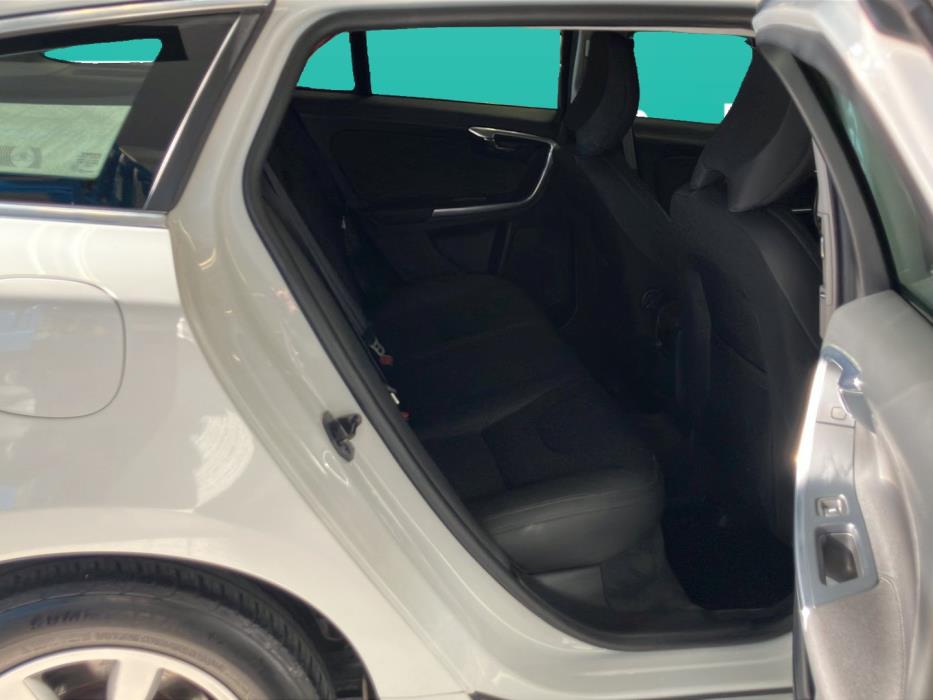 VOLVO V60 2012