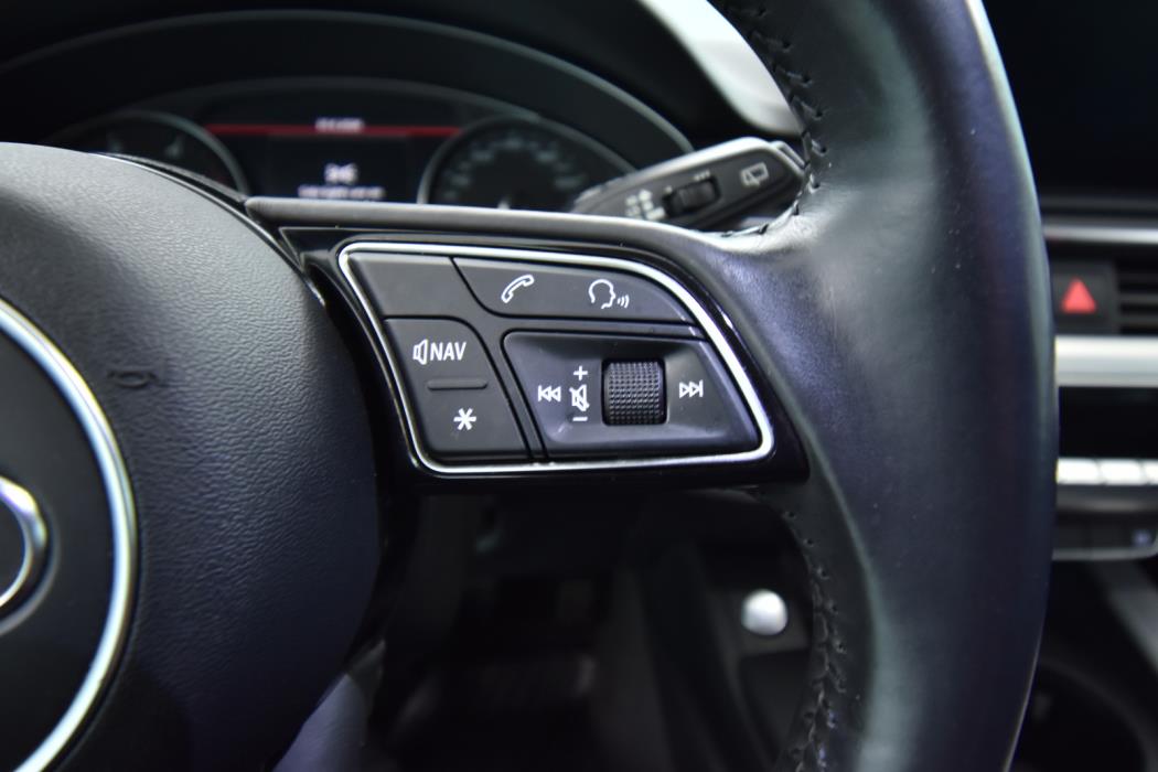 AUDI A4 2017