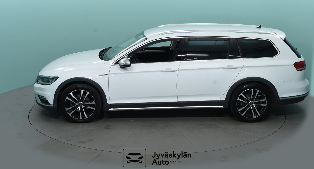 VOLKSWAGEN Passat 2016