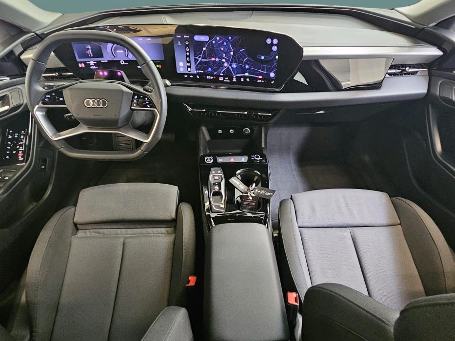 AUDI A6 e-tron 2026