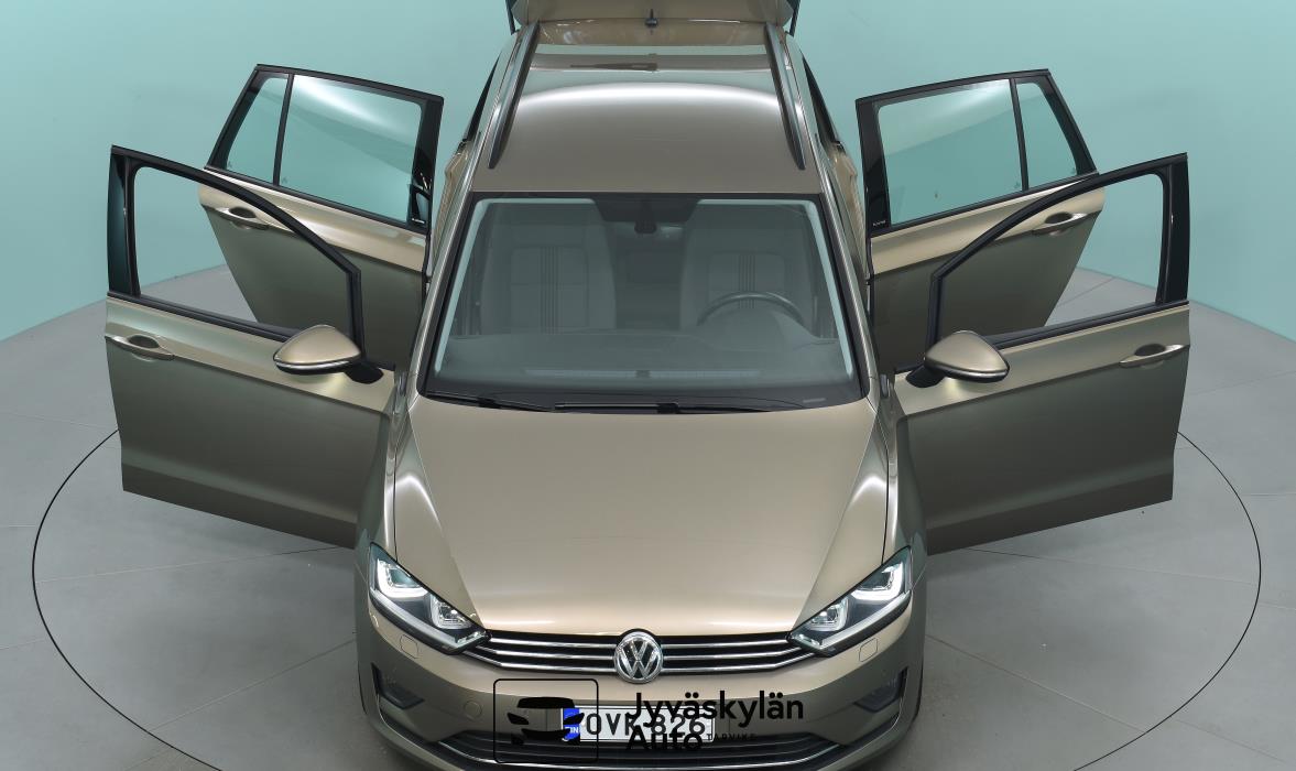 VOLKSWAGEN Golf Sportsvan 2016